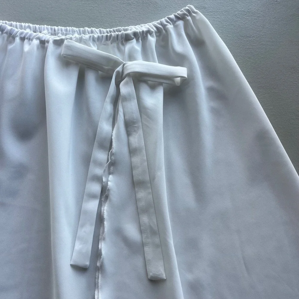 Greathe XL White Ruffle Hem Bow Elastic Waist Flowy Dancer Balletcore Wrap Skirt